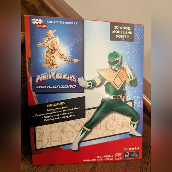 IncrediBuilds: Power Rangers: Dragonzord 3D Wood Model and Poster - Picture 1 of 12